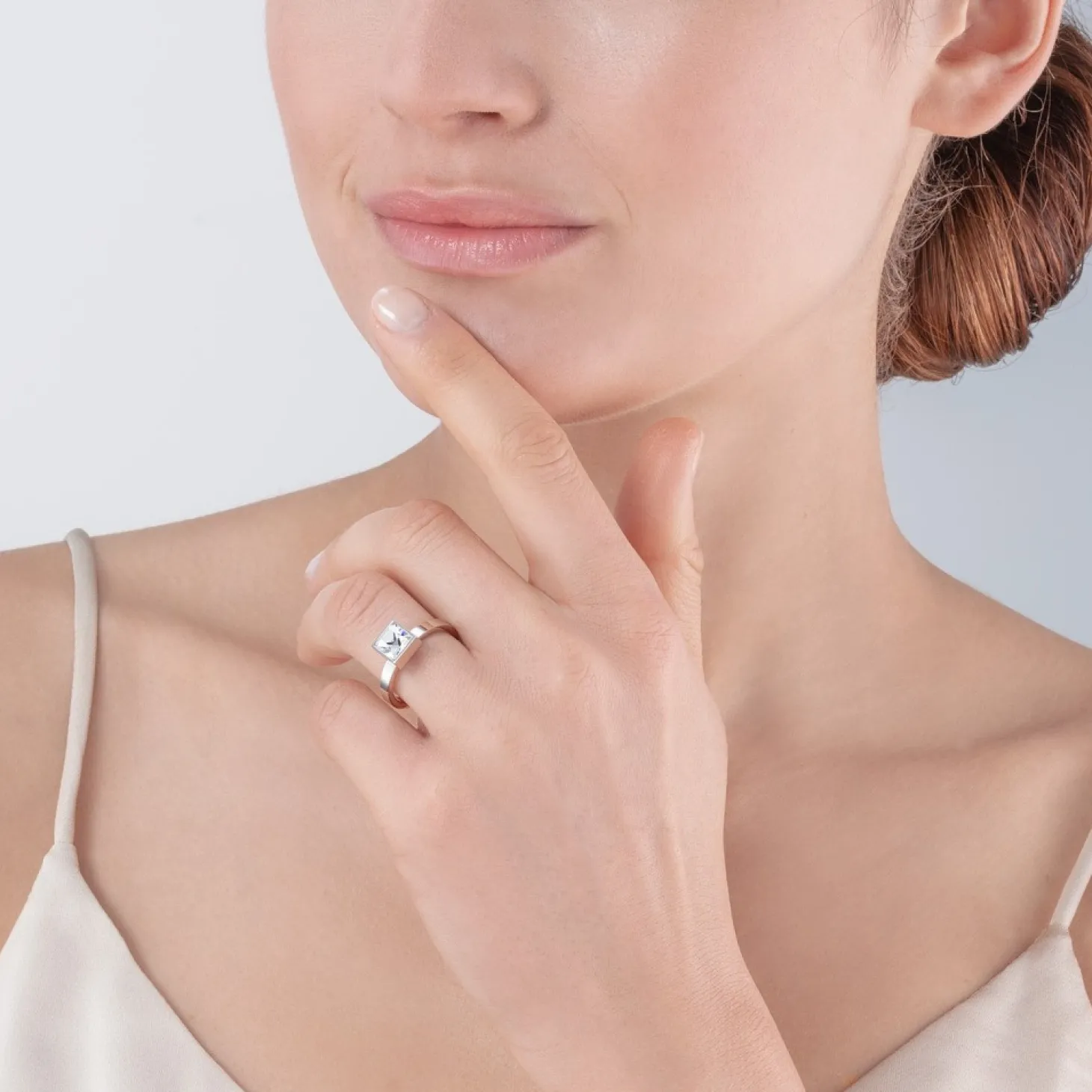 COEUR DE LION Brilliant Square Big Ring Silver Crystal